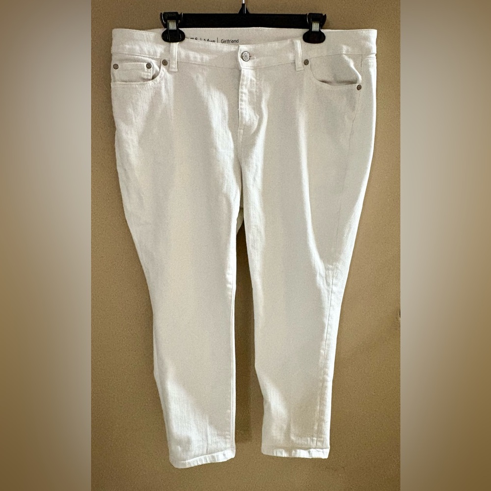 Talbots 14WP Flawless-Fit Girlfriend Jeans in White, EUC